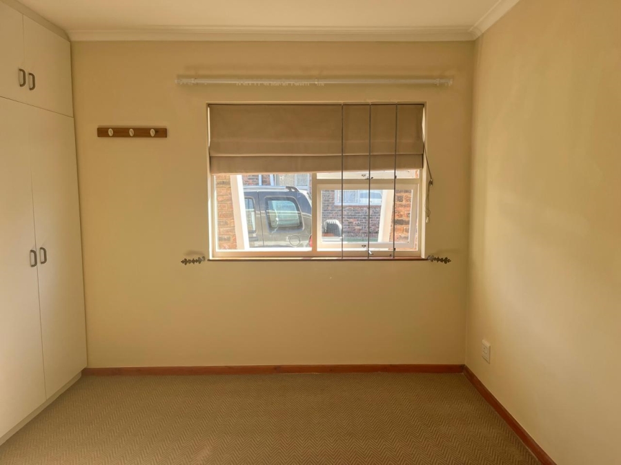 1 Bedroom Property for Sale in Kabega Park Eastern Cape